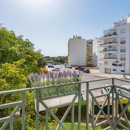 Duplex Bemposta アパート