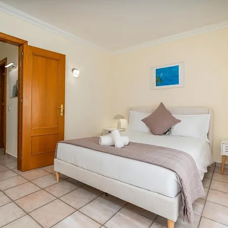 Duplex Bemposta Apartment *